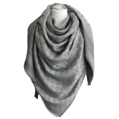 gucci.brown.grey.scarf|gucci neckerchief.